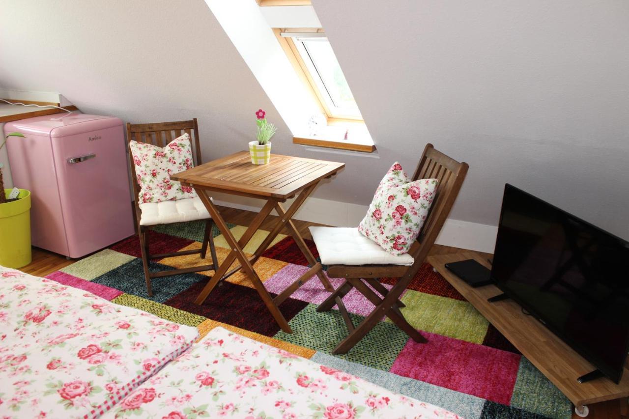 Ferienwohnung gemütliches Gästezimmer in Ostseenähe Stubbendorf Exterior foto